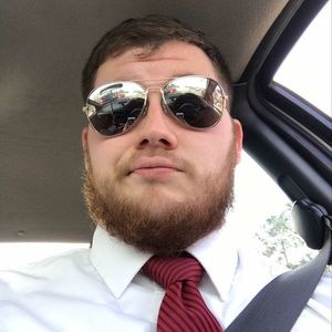 Meet your Posher, Dillon